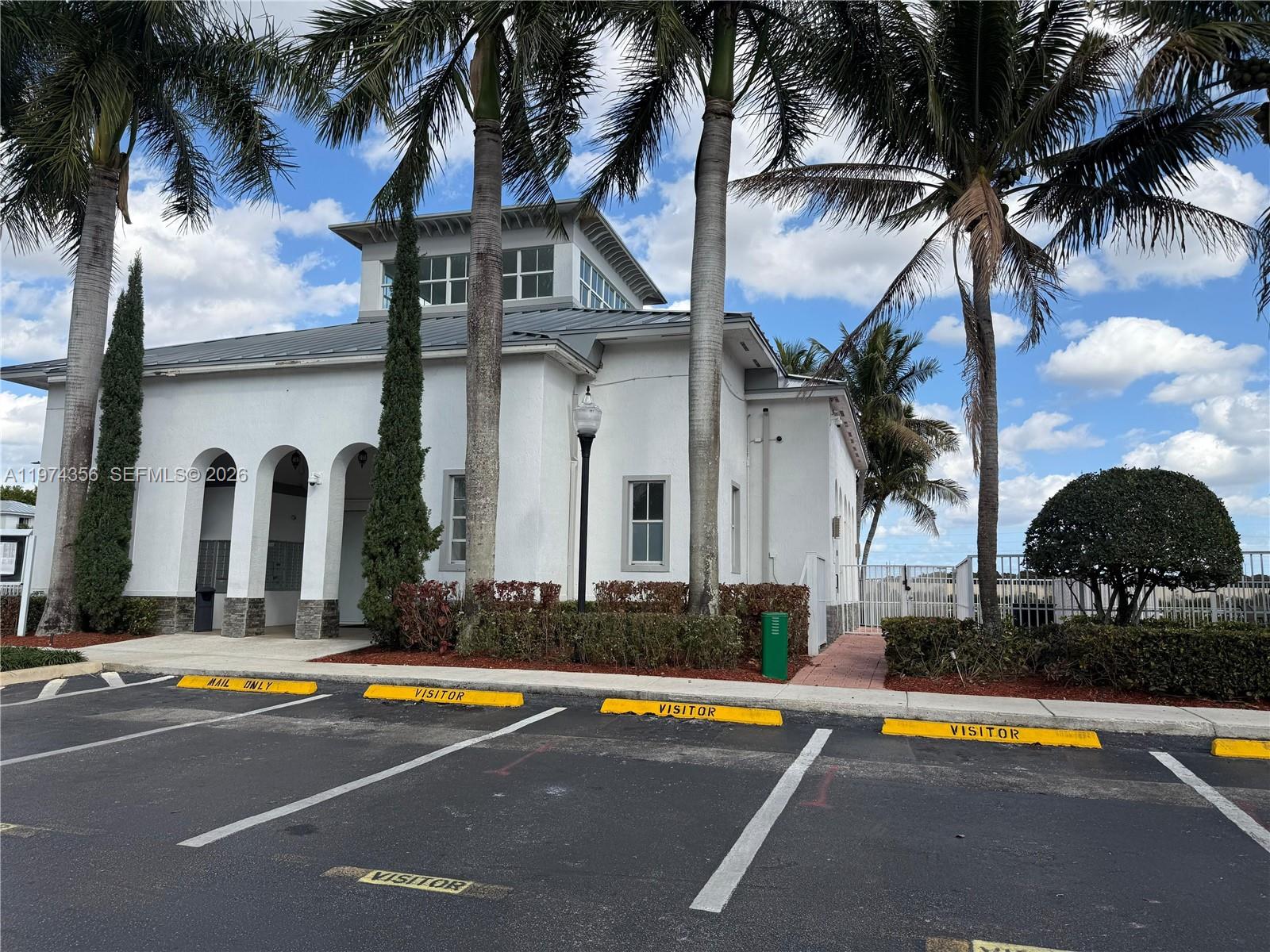 VILLAS AT NAUTICA THREE C - Residential