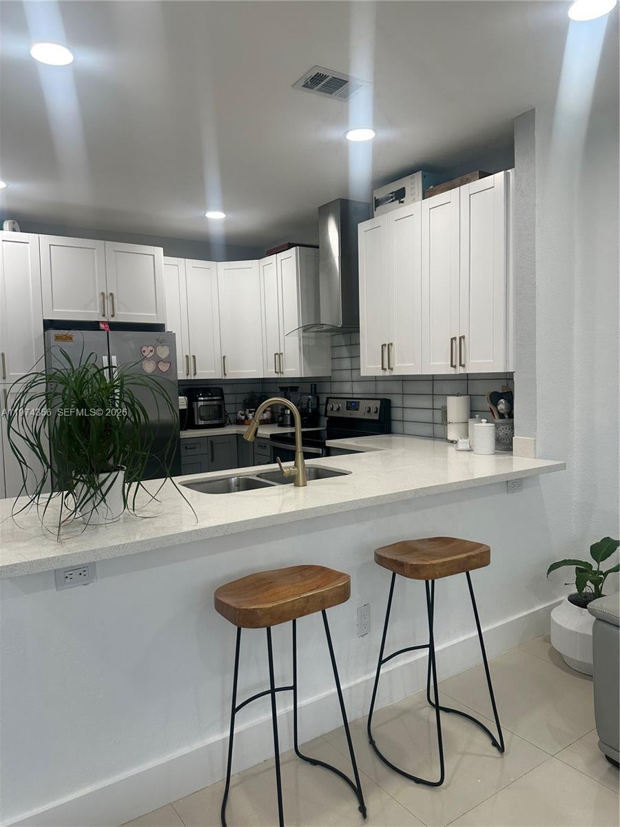 VILLAS AT NAUTICA THREE C - Residential