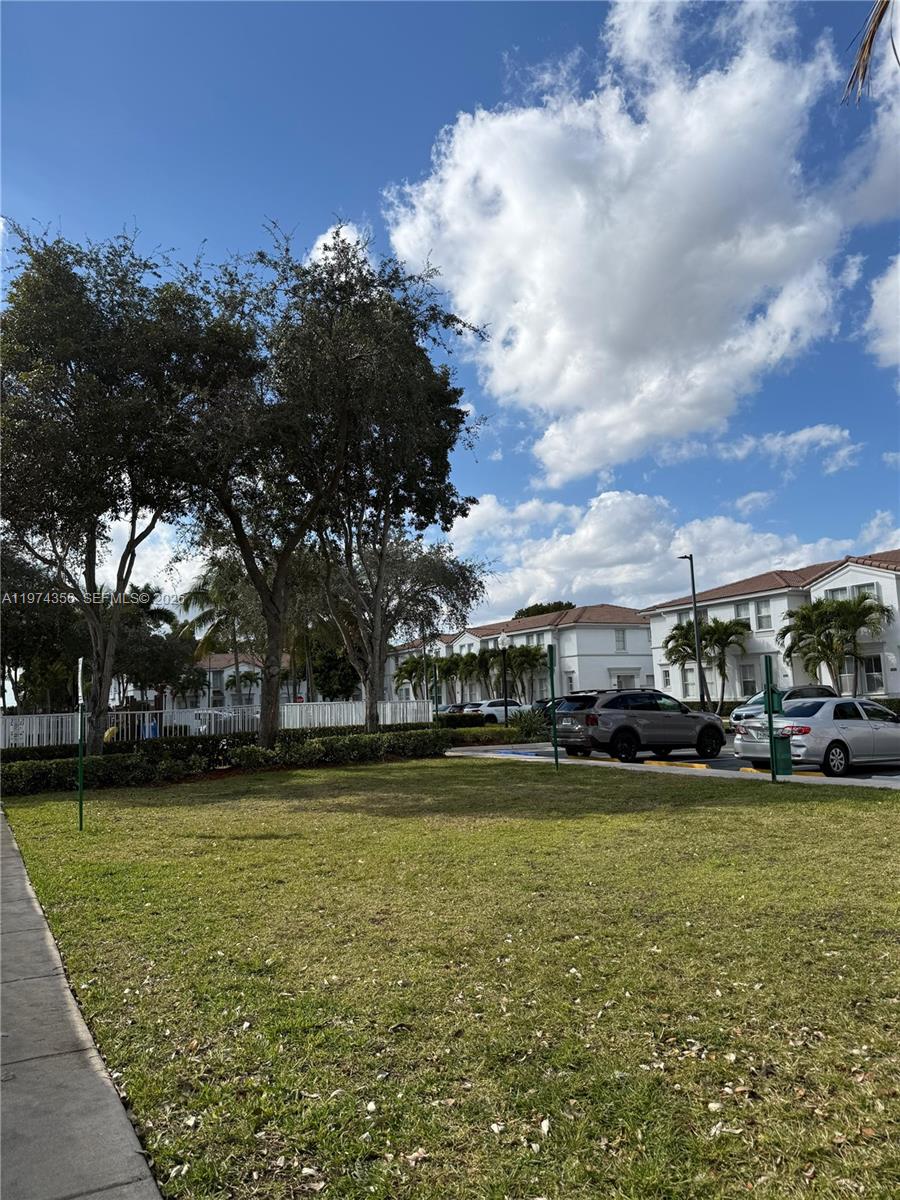 VILLAS AT NAUTICA THREE C - Residential