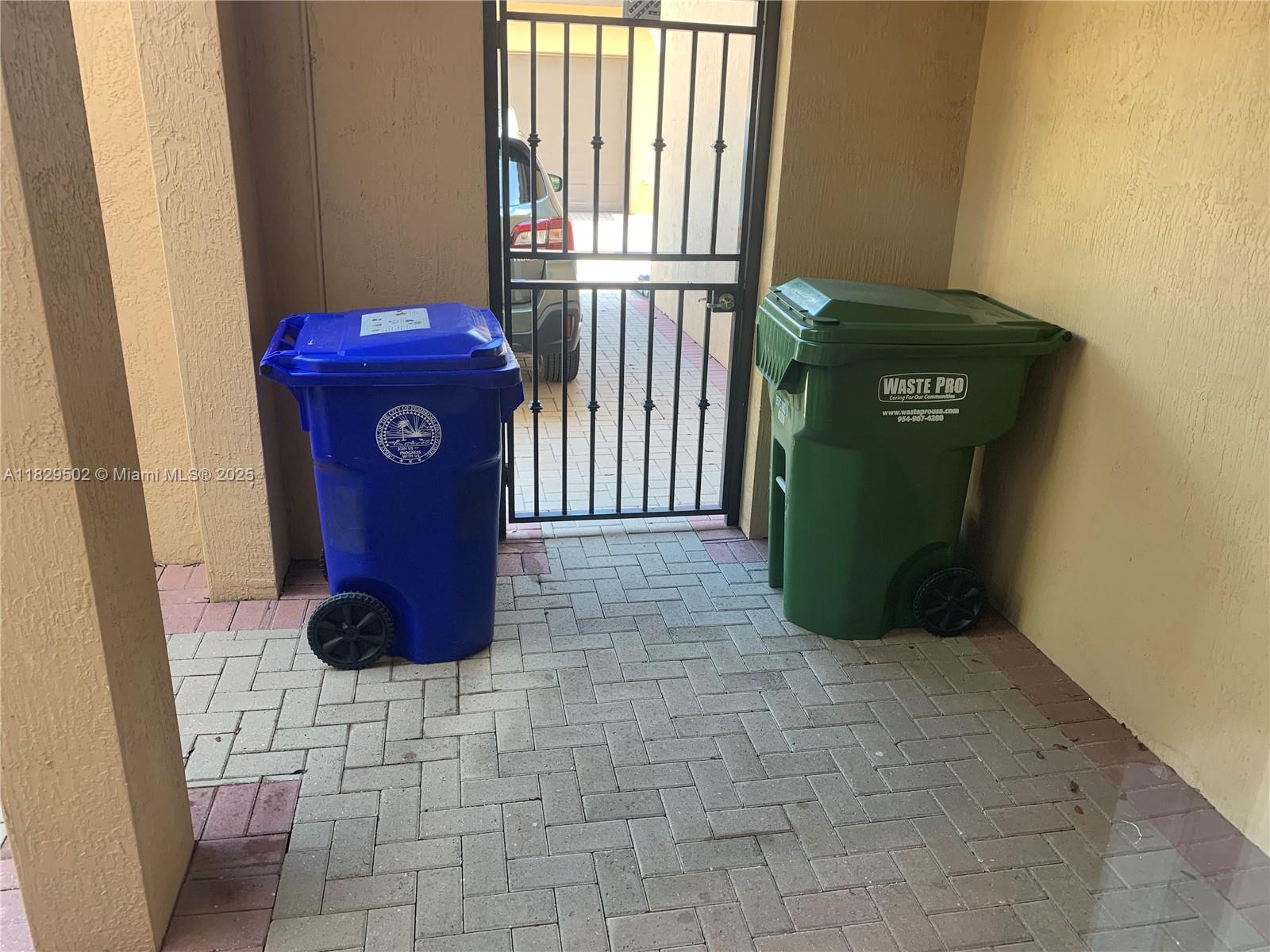 MEADOW PINES - Residential Lease