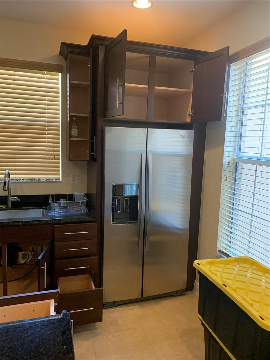 MEADOW PINES - Residential Lease