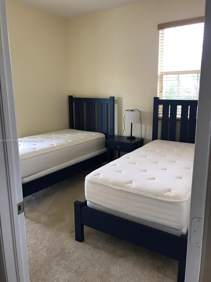 MEADOW PINES - Residential Lease