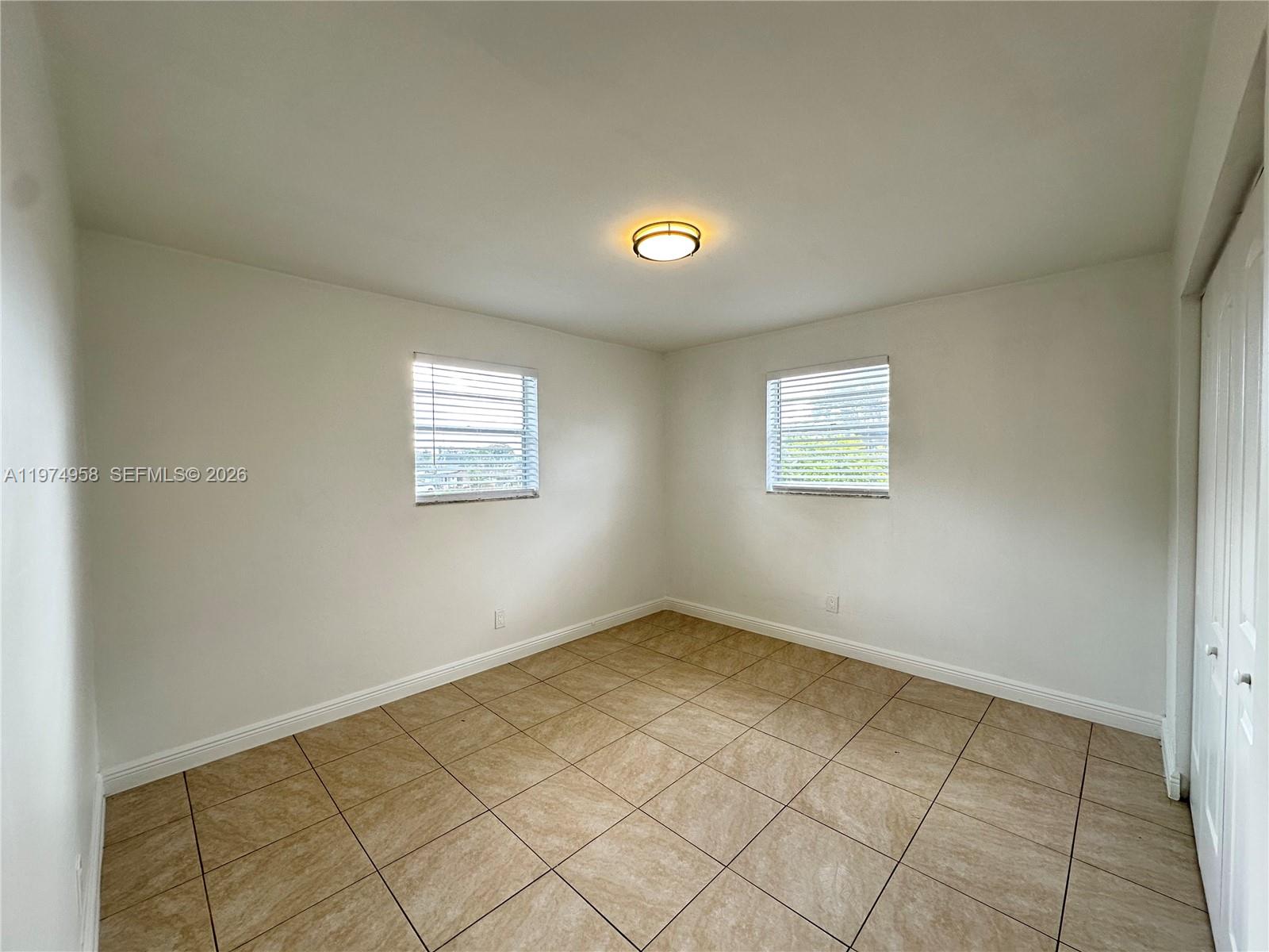 PLAYLAND VILLAGE SEC 3 - Residential Lease