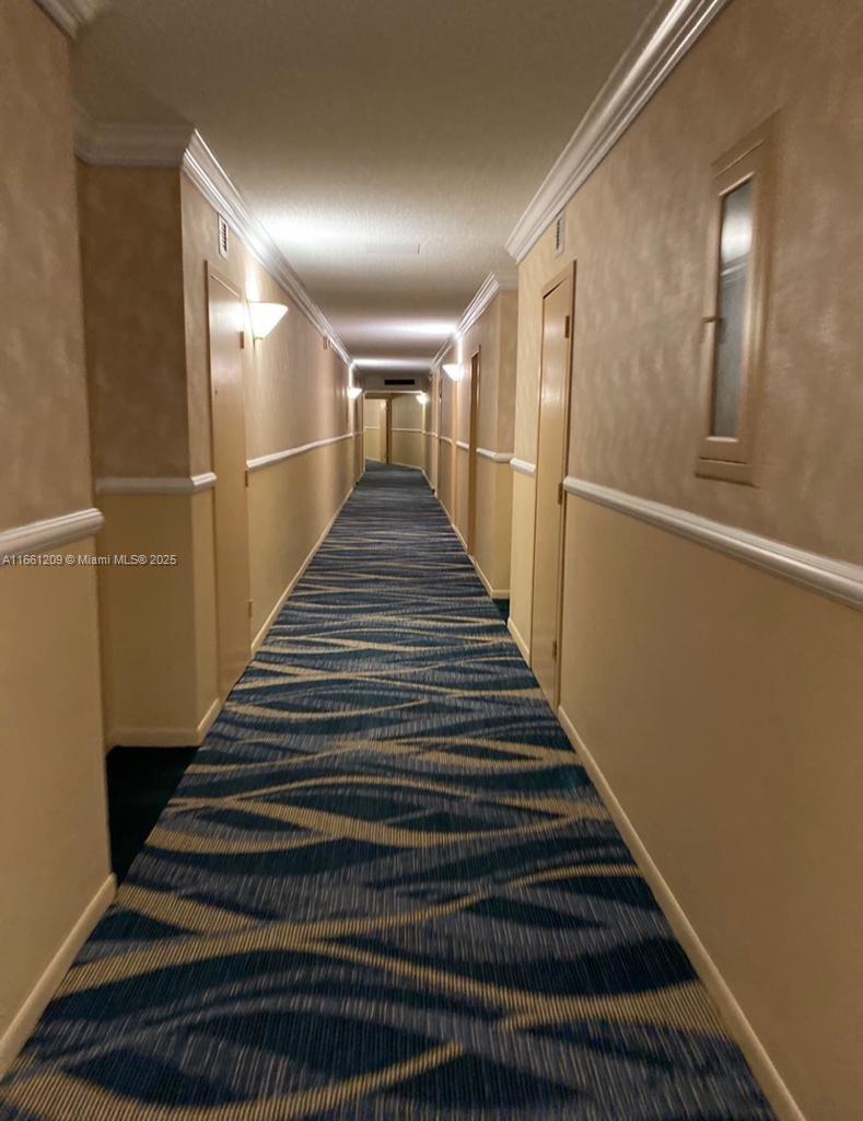 HALLMARK OF HOLLYWOOD CON - Residential