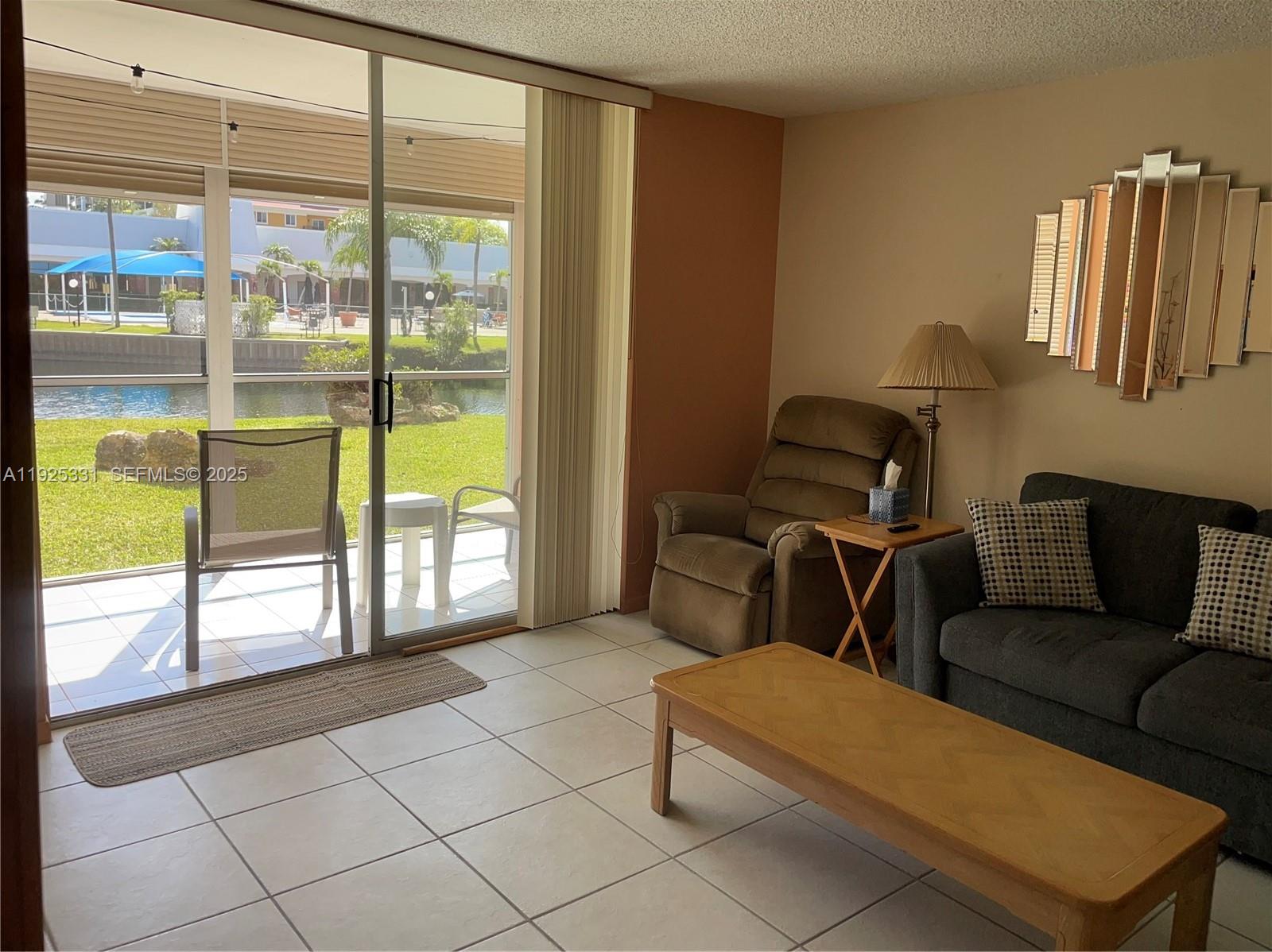 DANIANS SOUTH CONDO - Residential Lease