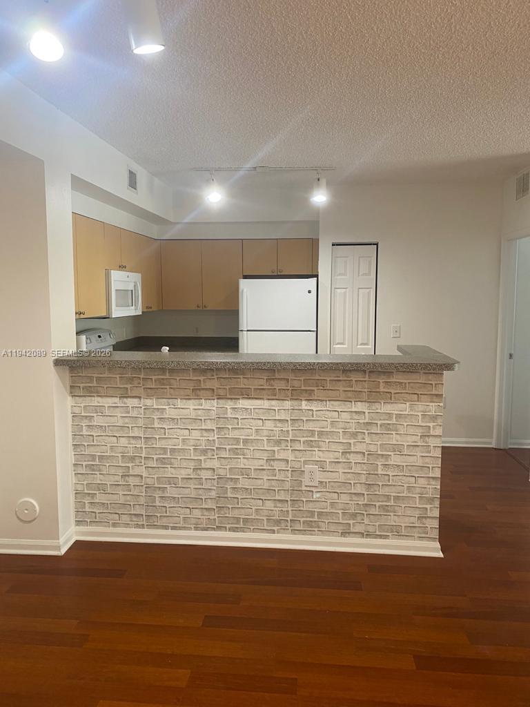 EL-AD NOB HILL CONDO - Residential