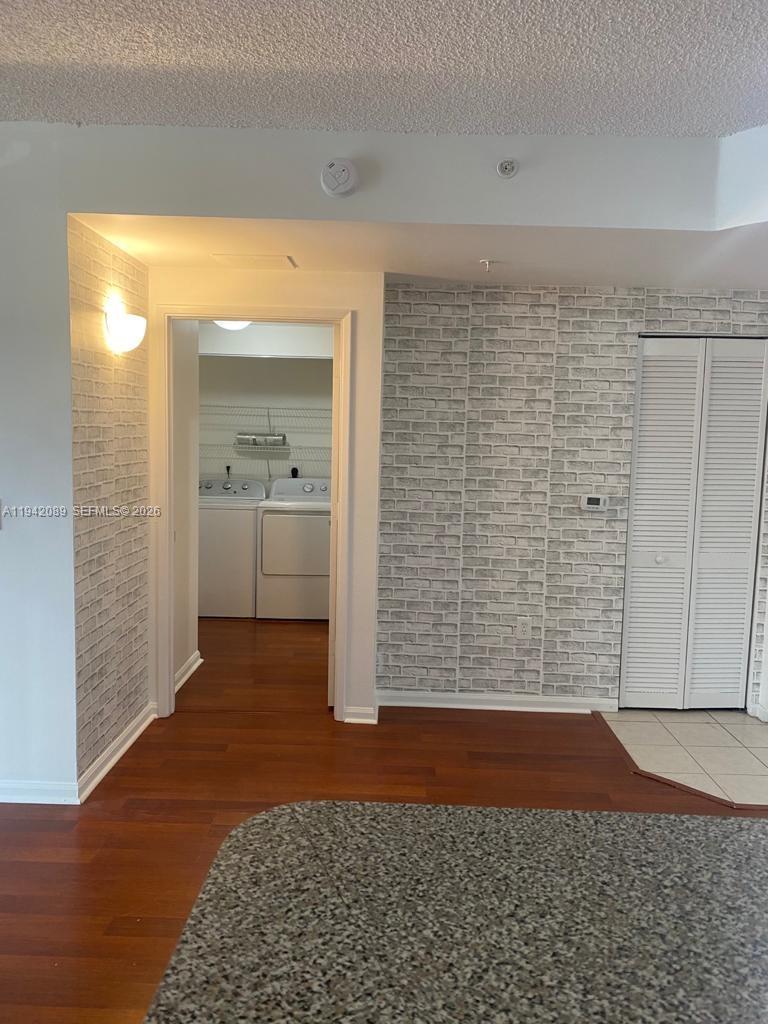 EL-AD NOB HILL CONDO - Residential