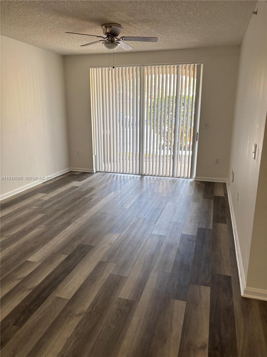 8050 N Nob Hill Rd 105