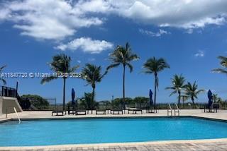 9273 Collins Ave 312