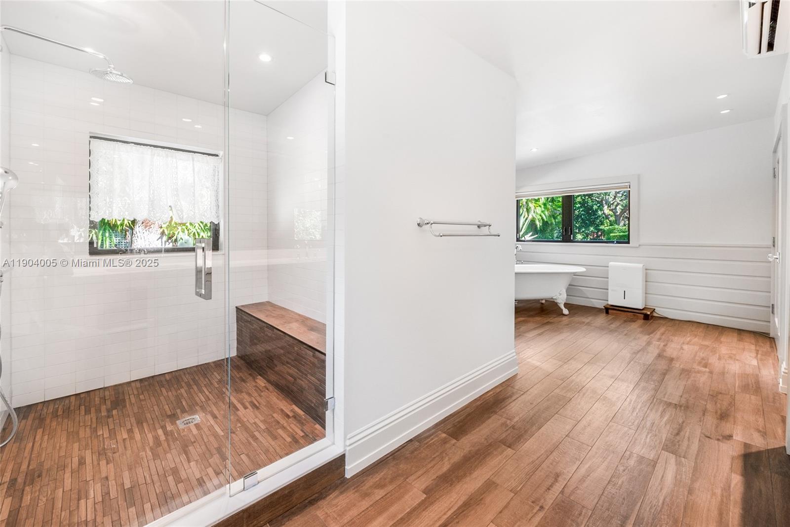 PINE TREE ESTATES - Residential Lease