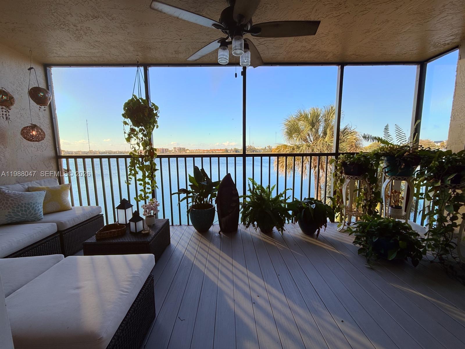 SUMMERTREE VILG CALIF CL - Residential