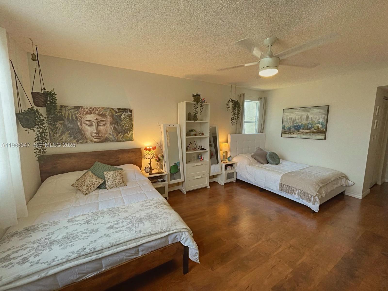 SUMMERTREE VILG CALIF CL - Residential