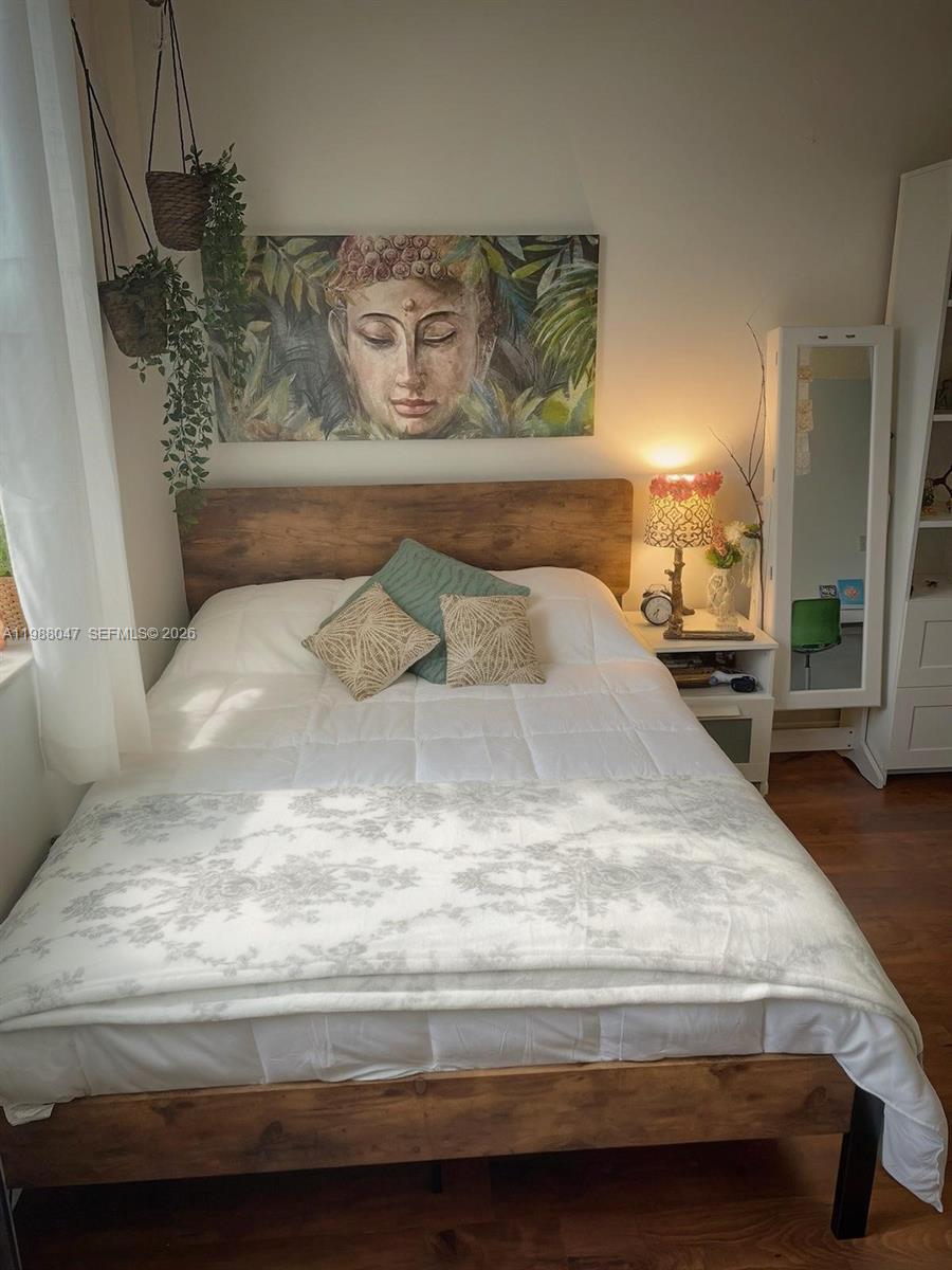 SUMMERTREE VILG CALIF CL - Residential