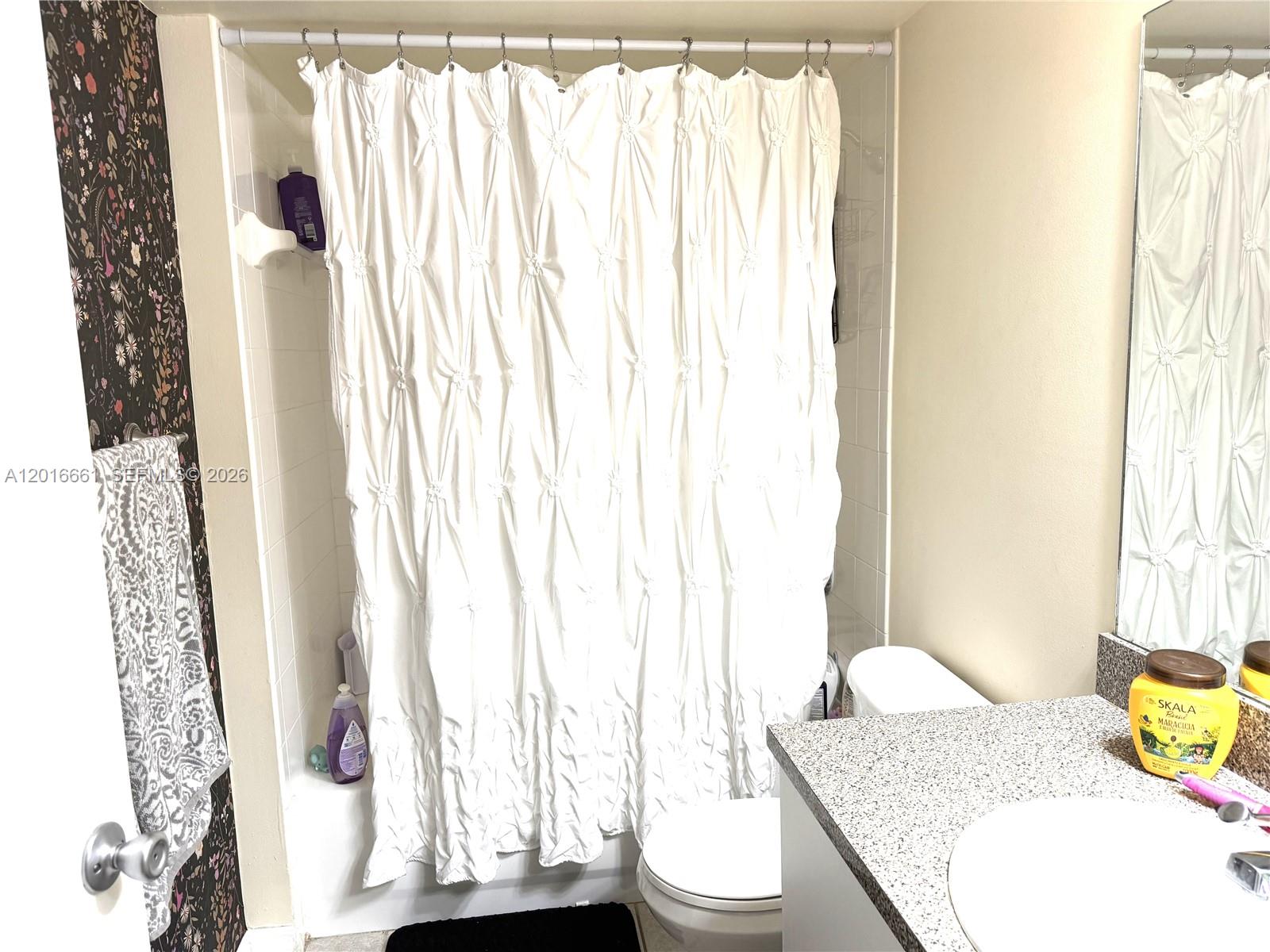 EVERGREEN LAKES CONDO - Residential Lease