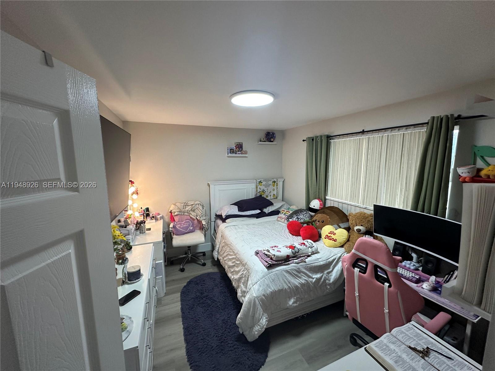 OMEGA CONDO NO 8 - Residential