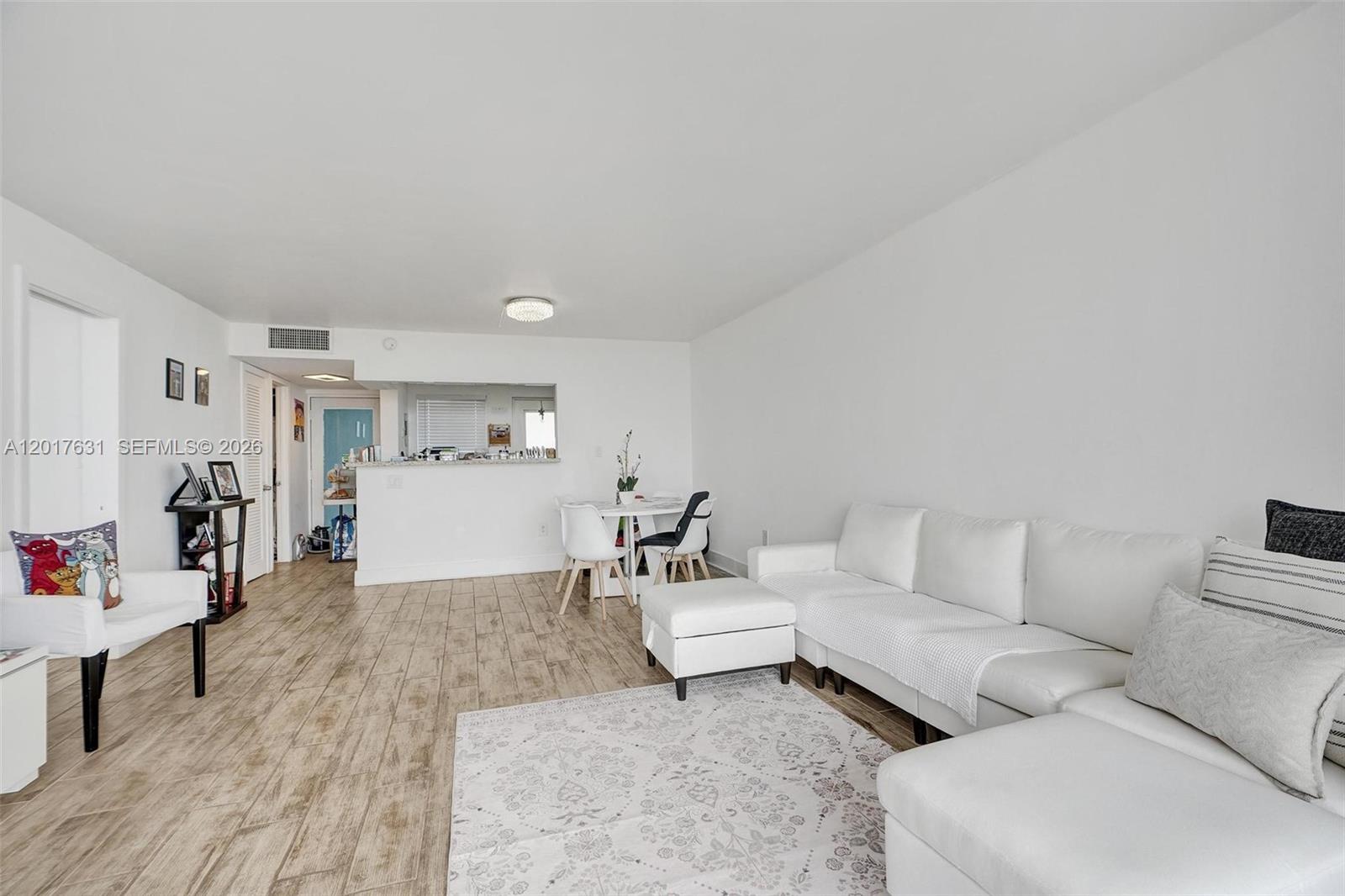 BYRON GARDENS CONDO - Residential