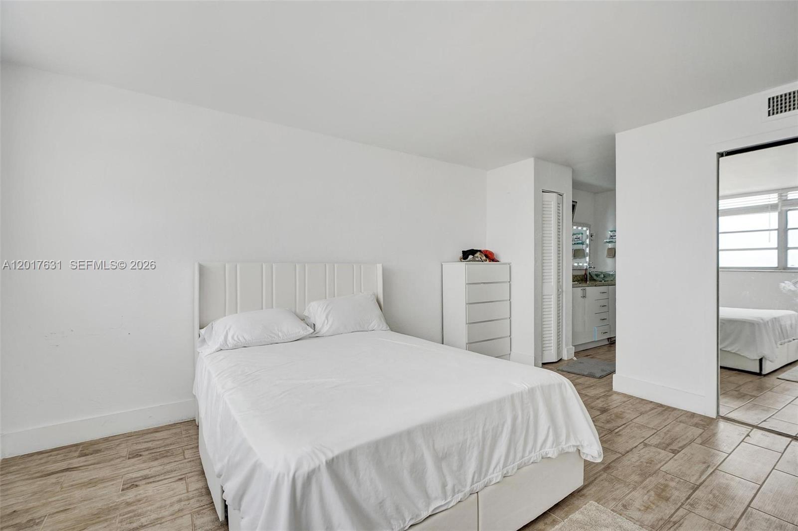 BYRON GARDENS CONDO - Residential