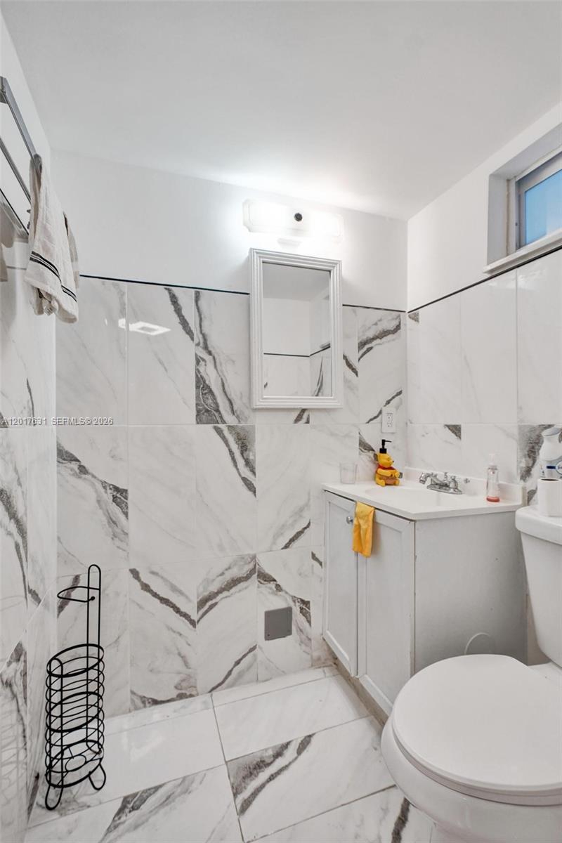 BYRON GARDENS CONDO - Residential