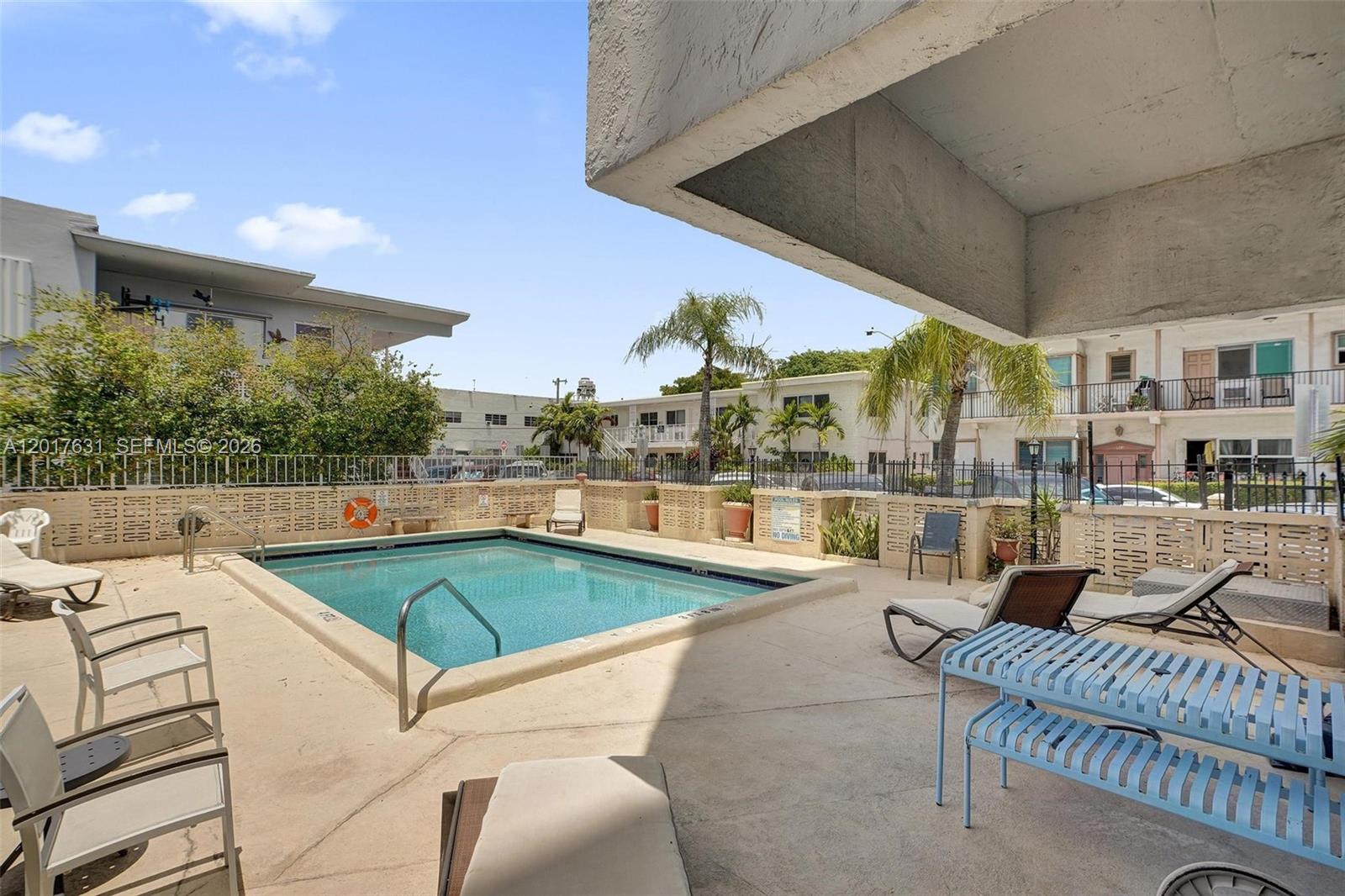 BYRON GARDENS CONDO - Residential
