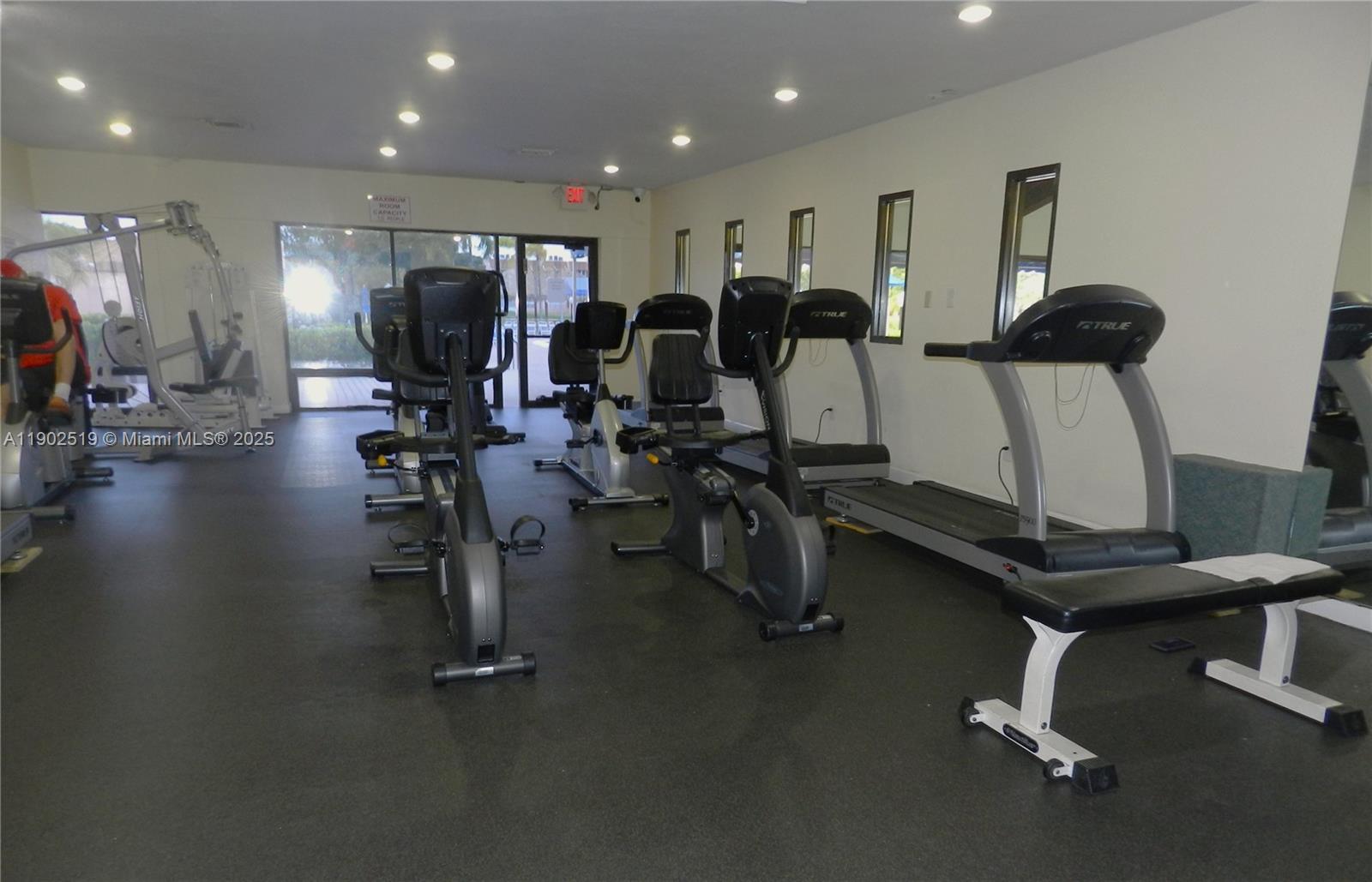 SUNRISE LAKES 137 CONDO - Residential