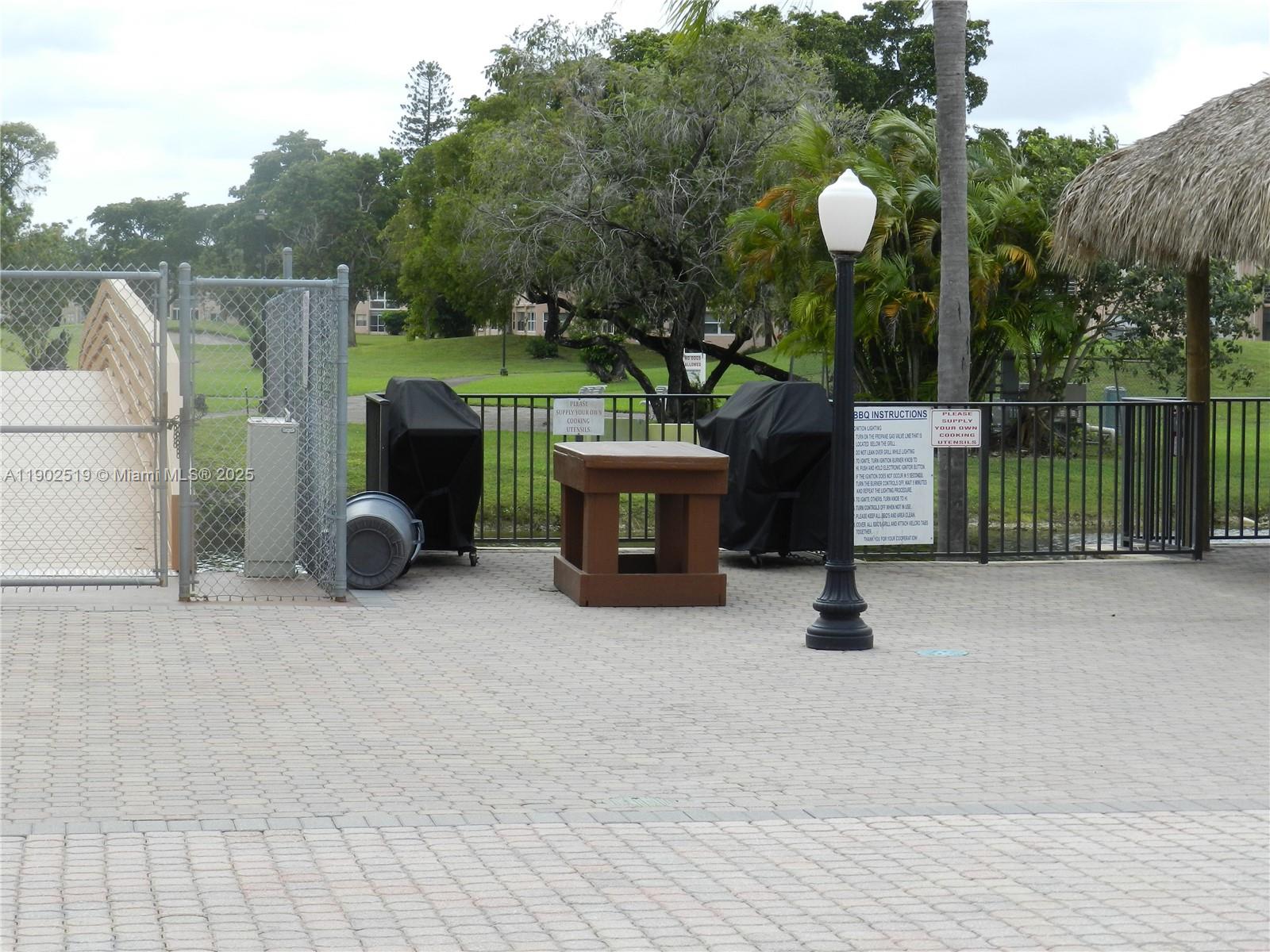 SUNRISE LAKES 137 CONDO - Residential