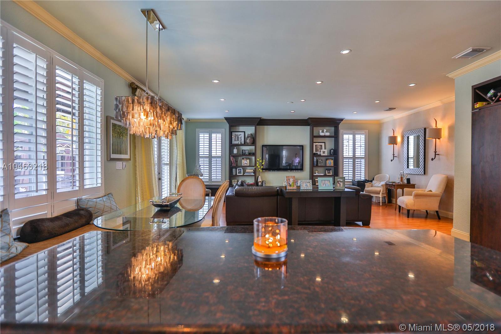 CORSICA PLACE - Residential