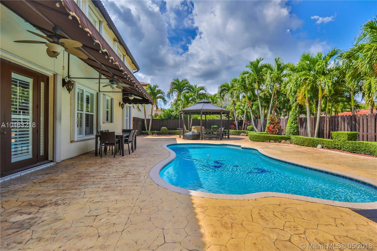 CORSICA PLACE - Residential