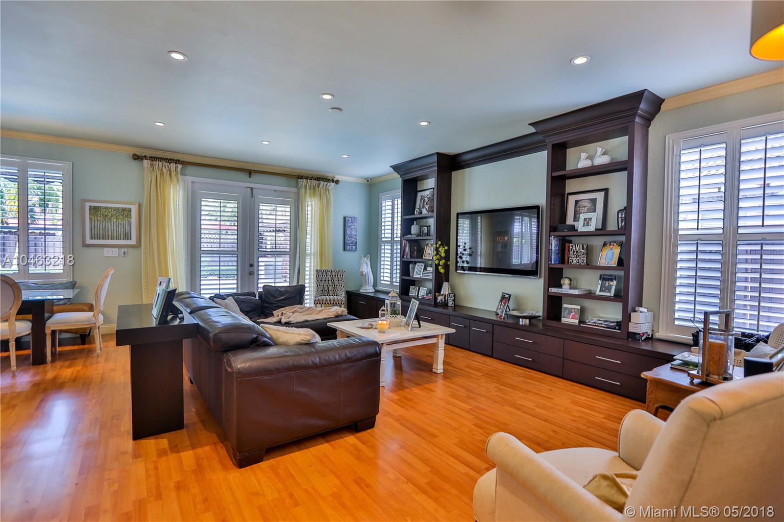 CORSICA PLACE - Residential