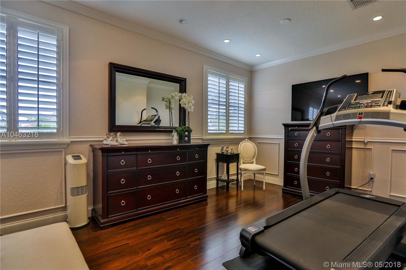 CORSICA PLACE - Residential