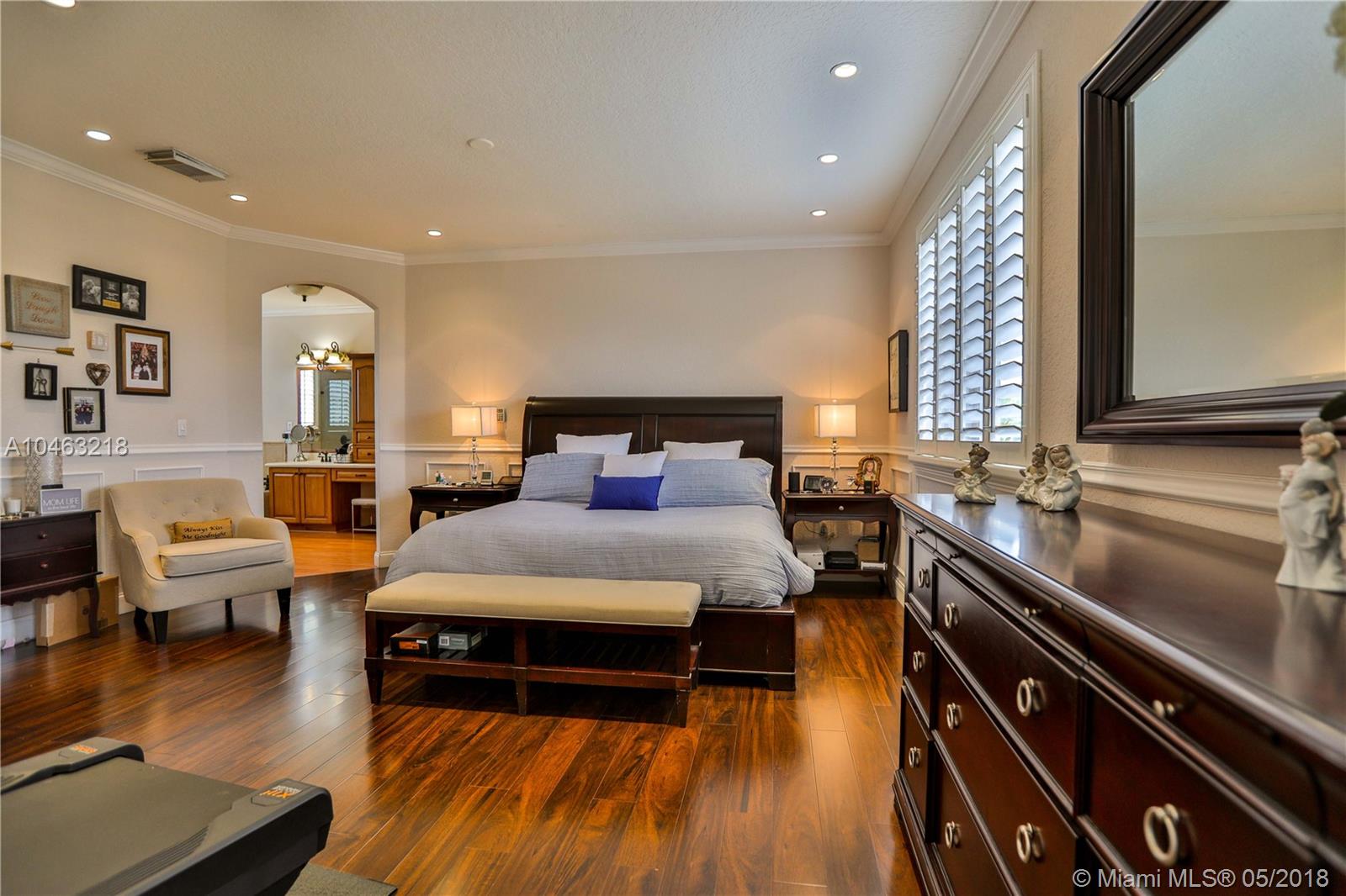 CORSICA PLACE - Residential