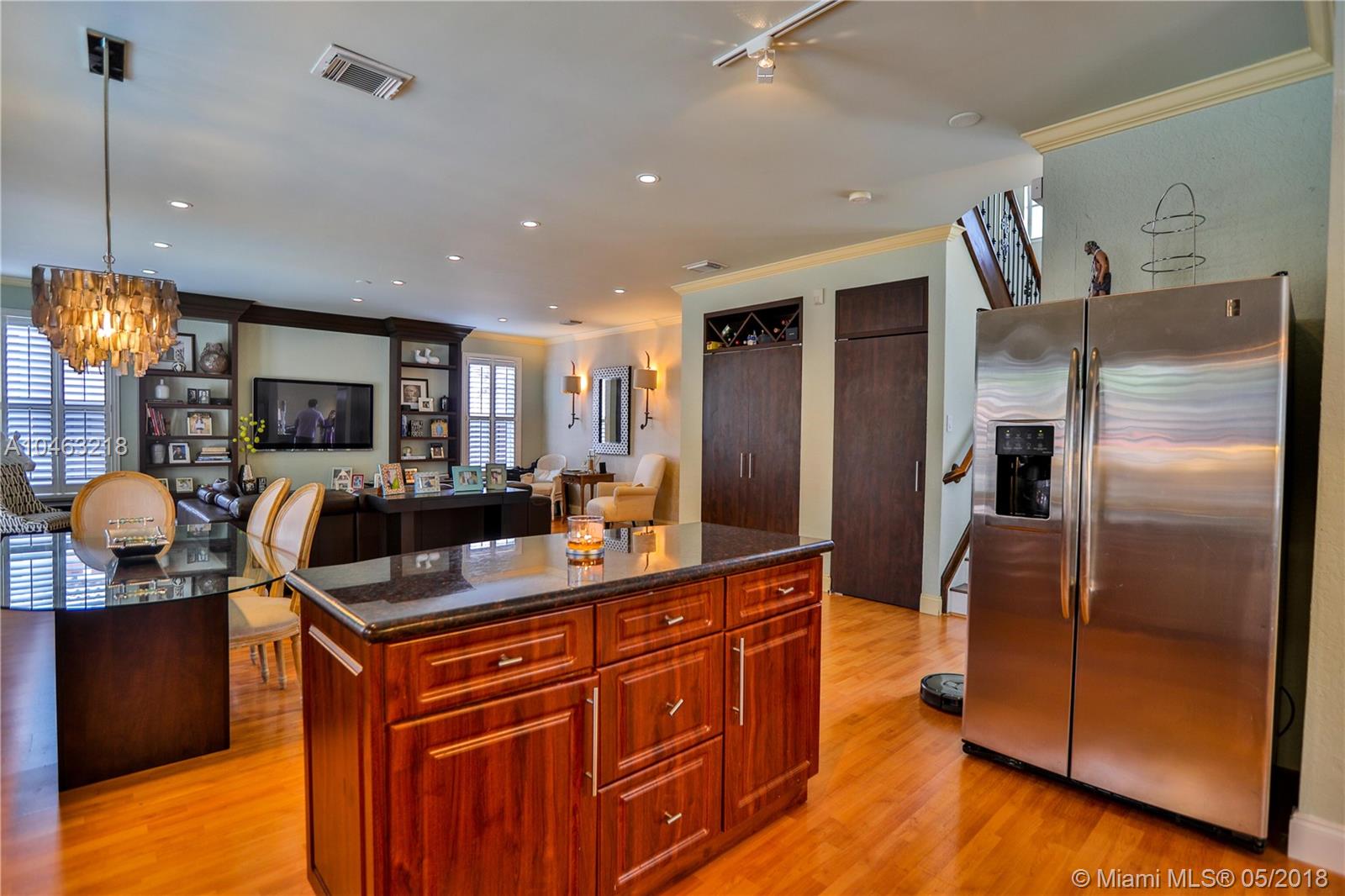 CORSICA PLACE - Residential