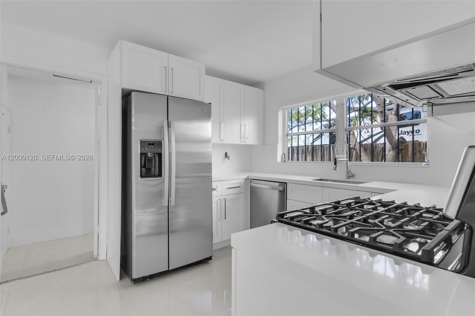 WINSTON PARK UNIT TWO - Residential Lease