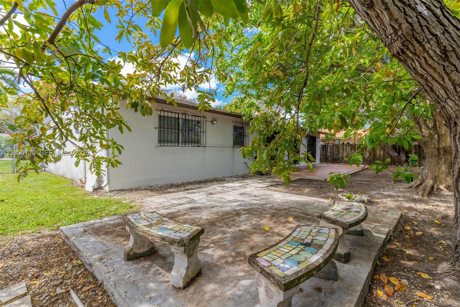 WINSTON PARK UNIT TWO - Residential Lease