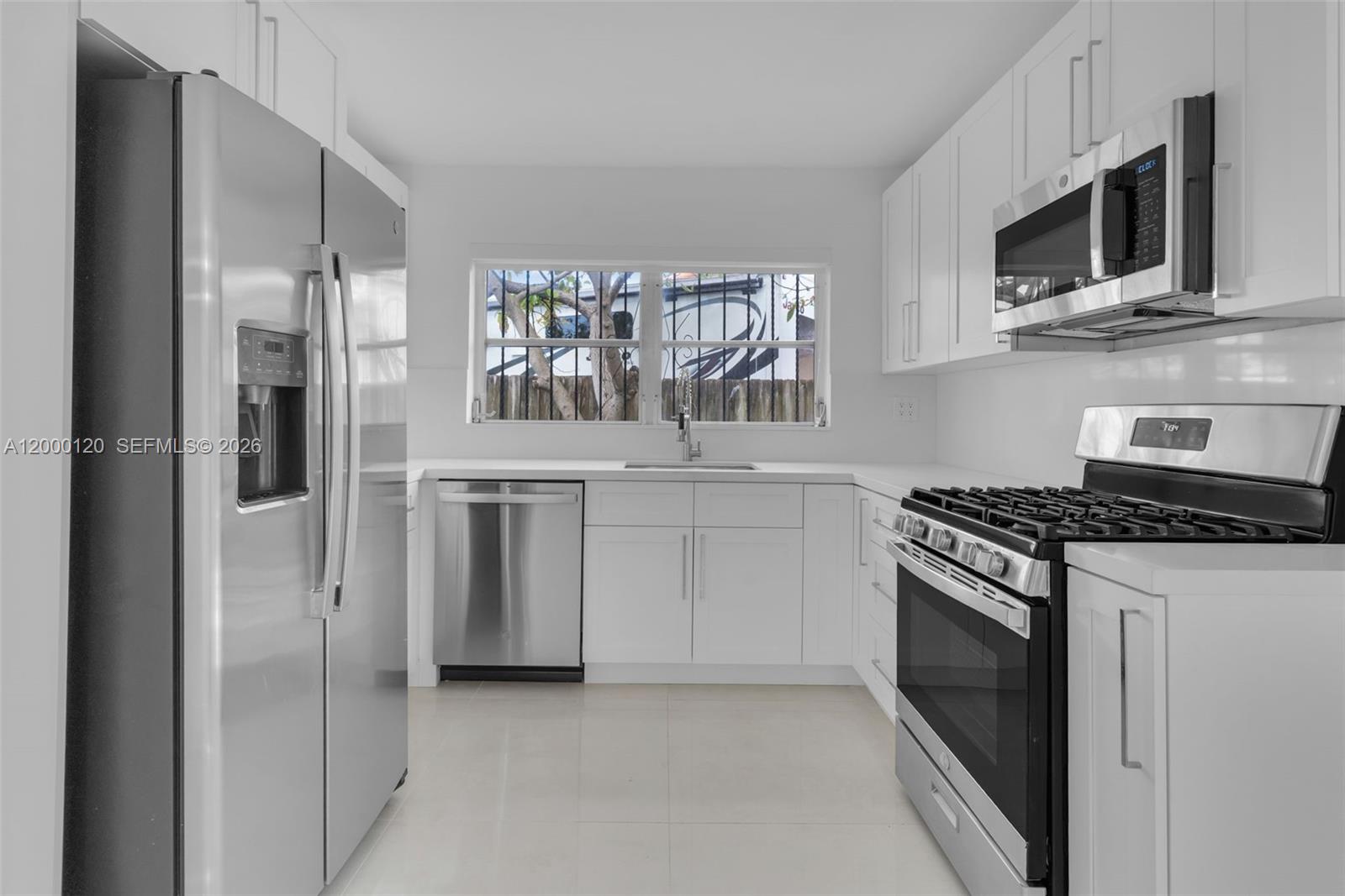 WINSTON PARK UNIT TWO - Residential Lease