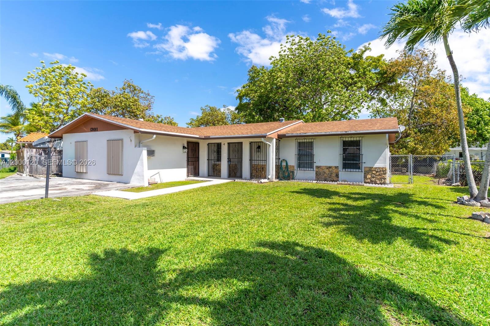 WINSTON PARK UNIT TWO - Residential Lease