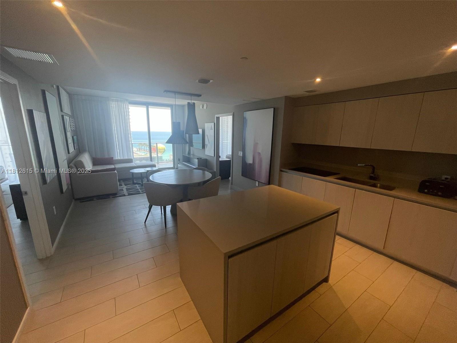 4010 S Ocean Dr R1705