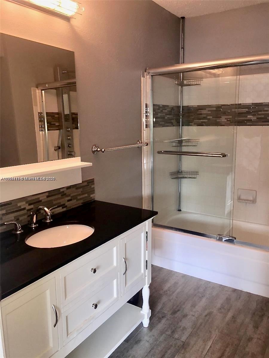 SAILBOAT POINTE CONDO - Residential Lease