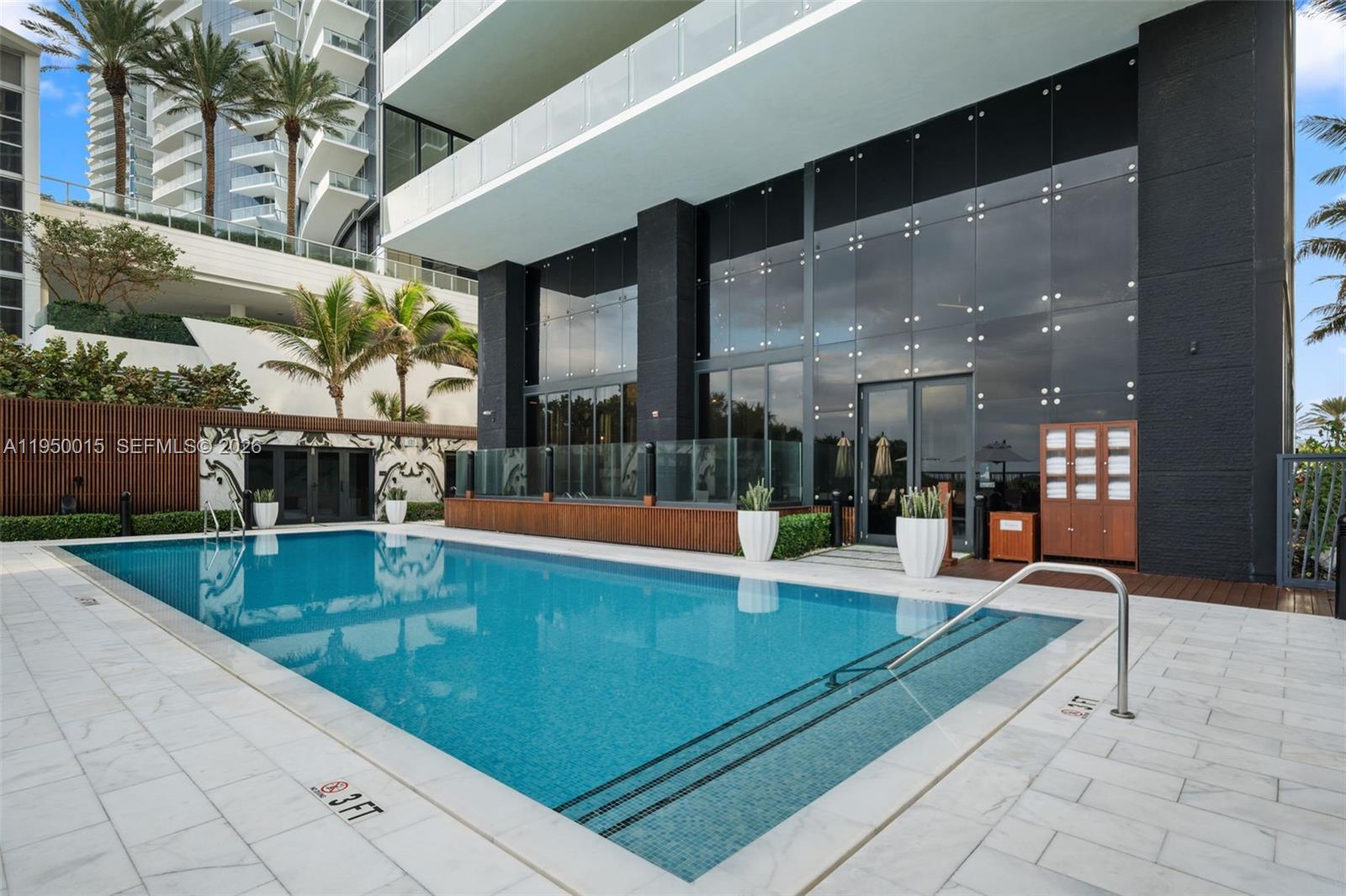 MUSE CONDO - Residential