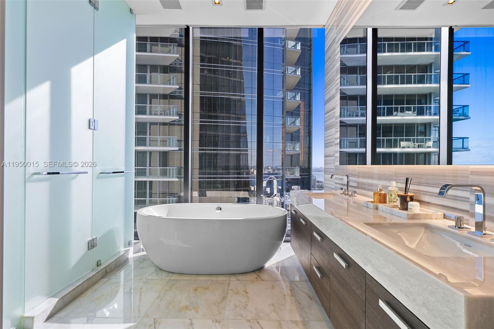 MUSE CONDO - Residential