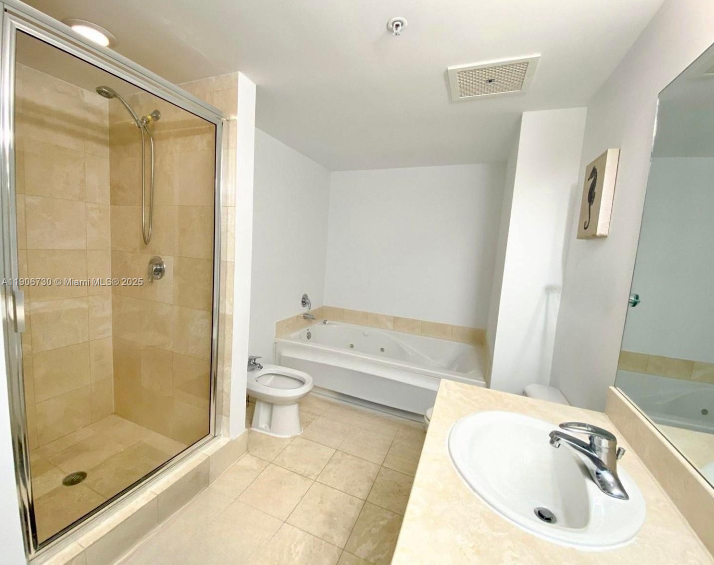 OCEAN POINT BEACH CLUB CO - Residential Lease