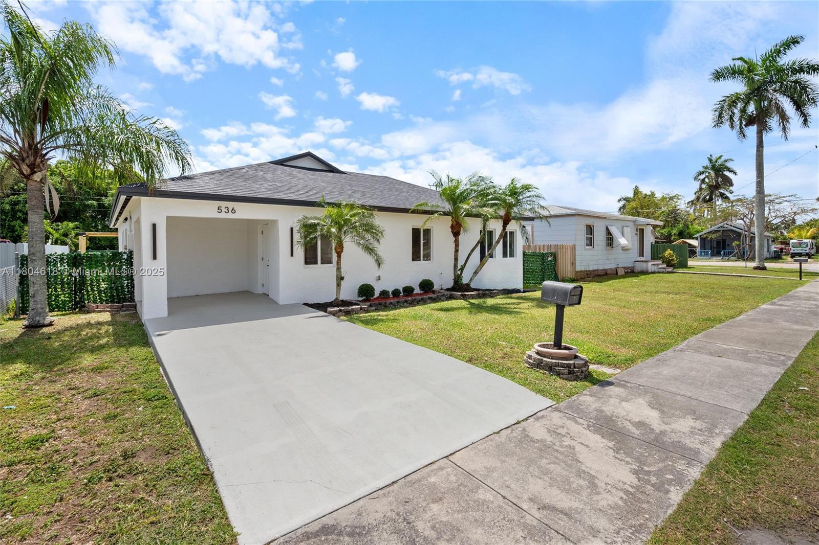 GRANADA HEIGHTS - Residential