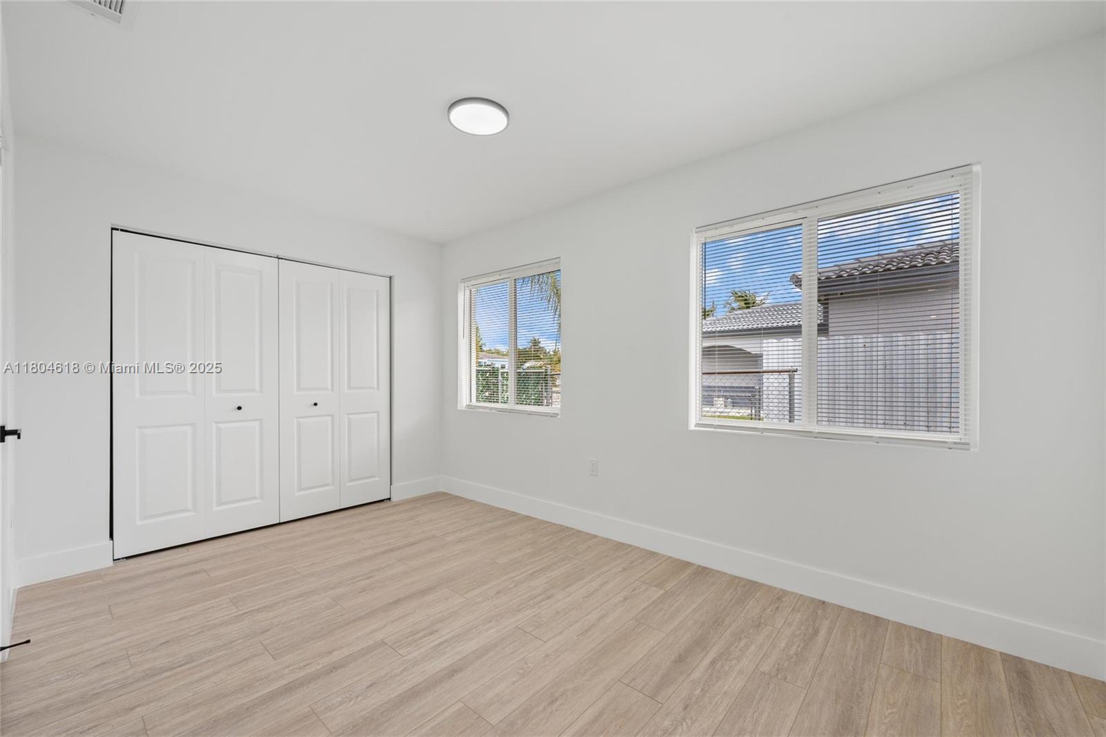 GRANADA HEIGHTS - Residential