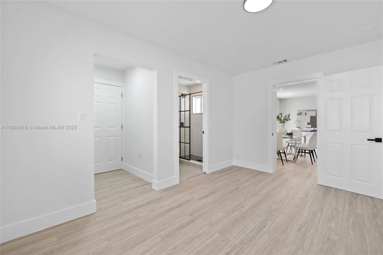 GRANADA HEIGHTS - Residential