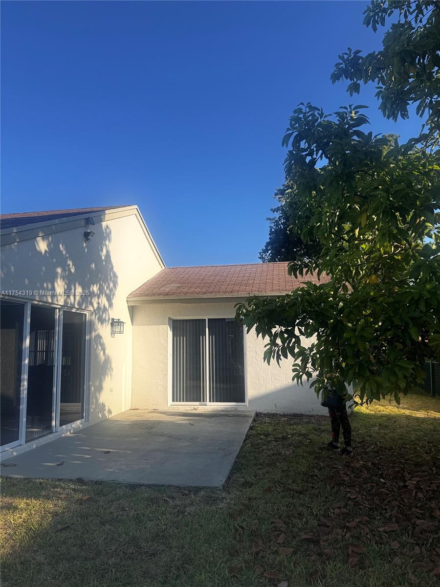 162 NW 207th Ave