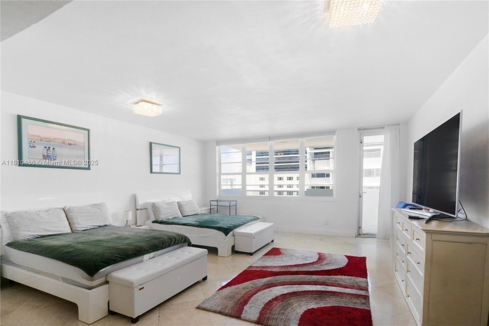 THE DECOPLAGE CONDO - Residential Lease