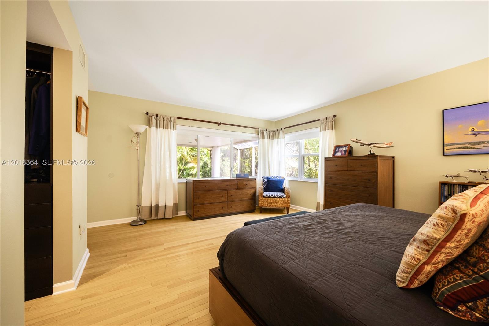 OAKGROVE CONDO - Residential