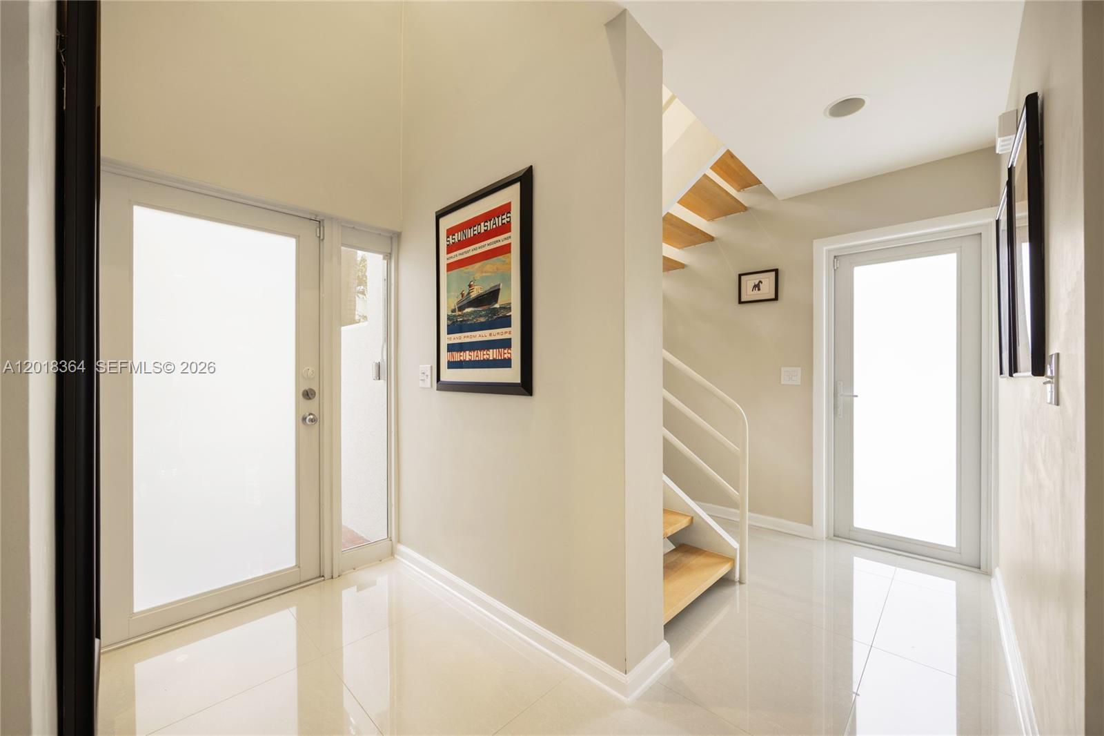 OAKGROVE CONDO - Residential