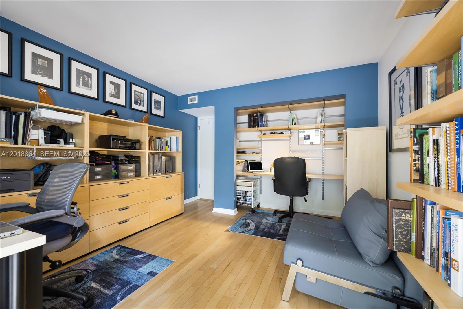 OAKGROVE CONDO - Residential
