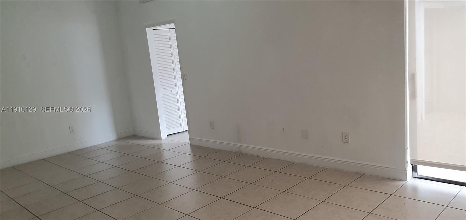 WESTWIND LAKES GARDEN HOM - Residential