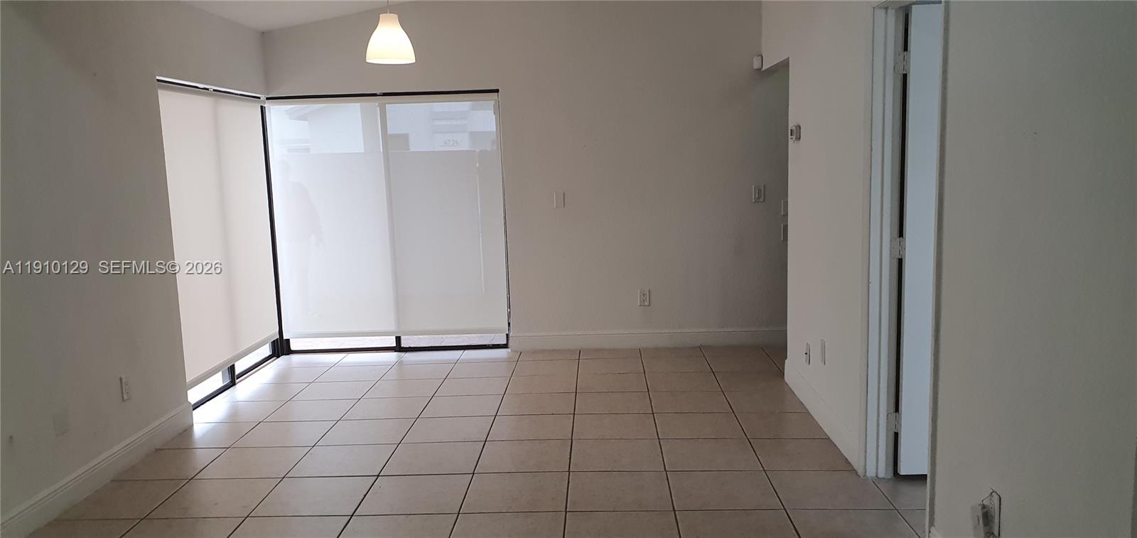 WESTWIND LAKES GARDEN HOM - Residential